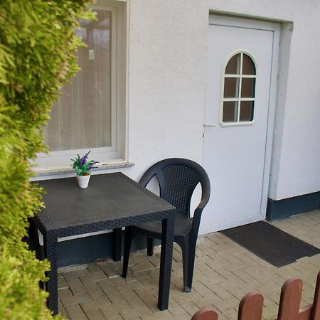 Schoener Gartenbungalow Sellin  Esterno foto